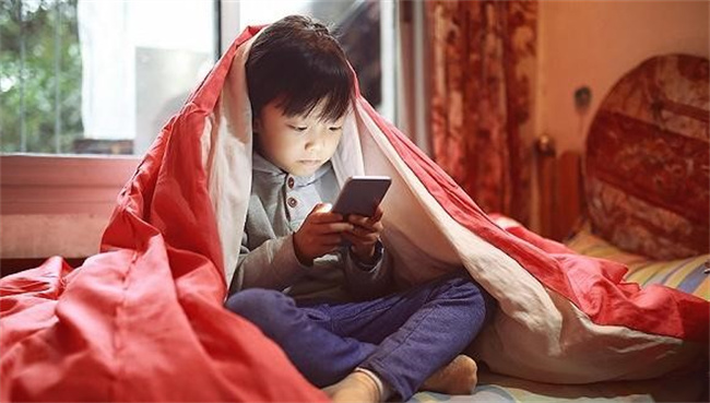 是否应该给孩子手机，该不该给孩子配手机呢_https://www.shafeng.cn_教育_第1张