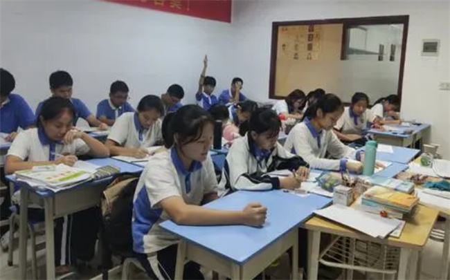 高考补课哪个机构比较好_https://www.shafeng.cn_教育_第2张